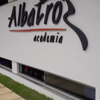 Albatroz Academia e Centro Aquático