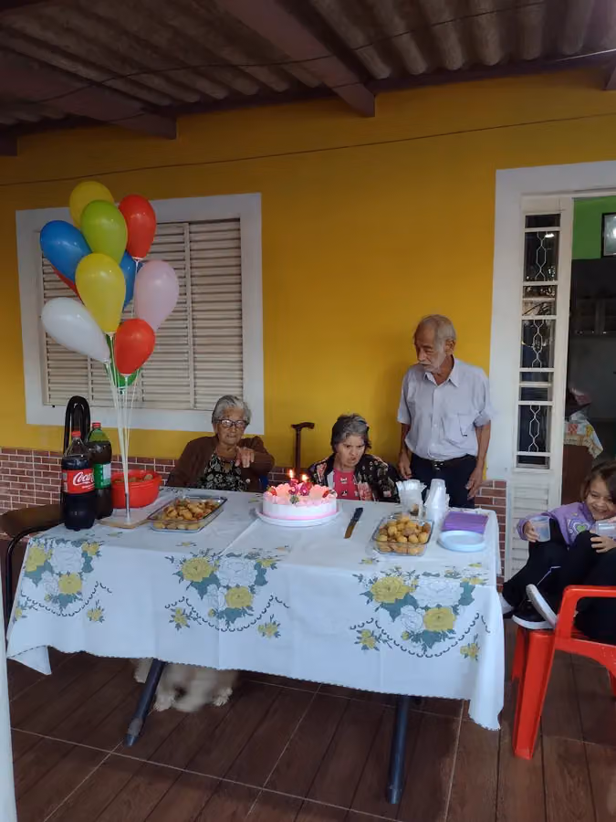 ariana doces & travessuras