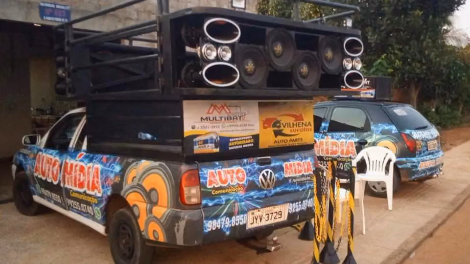 AUTO MÍDIA CARRO DE SOM PUBLICIDADE E PROPAGANDA TRIOS ELÉTRICOS