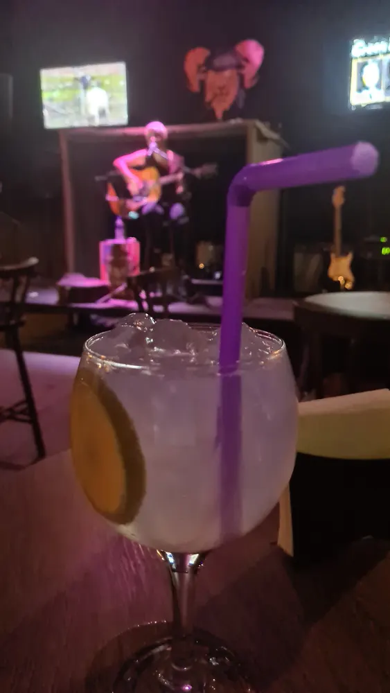 Beltra's Rock Bar — foto 2