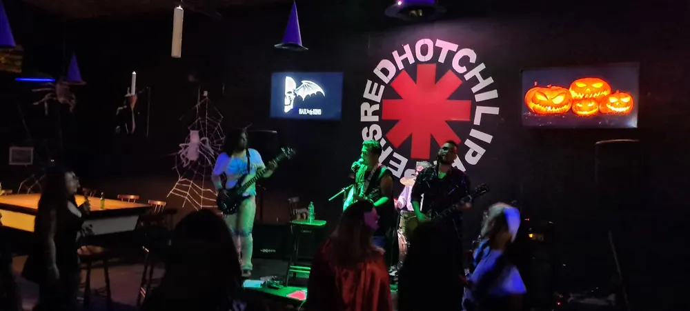 Beltra's Rock Bar — foto 3