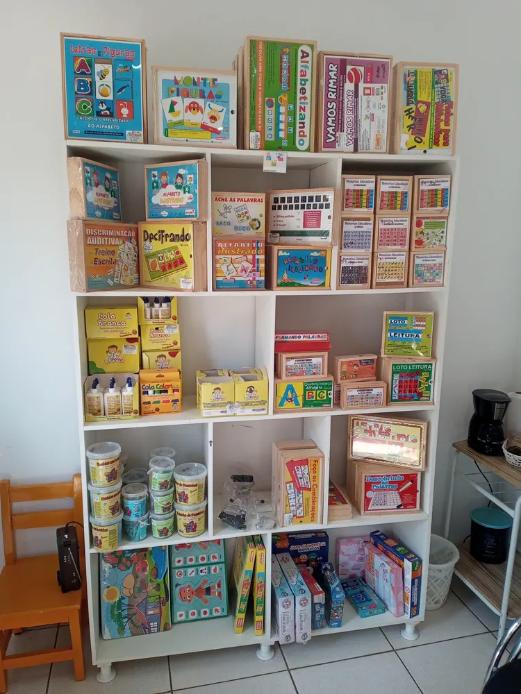 Brinqueoli Recursos Pedagógicos e espaço mover-se. — foto 1