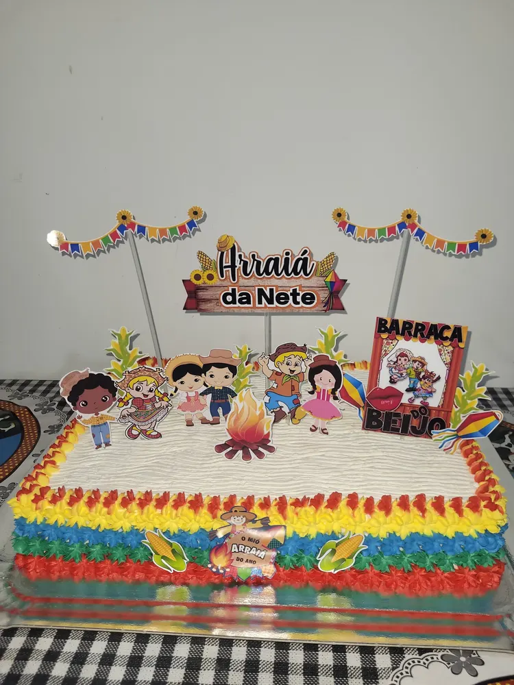 Carmem Salomão Confeitaria Artesanal- Bolos, Doces e Cupcakes — foto 4