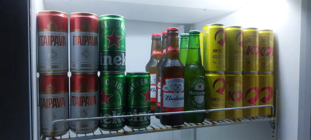 COPACABANA - MARMITARIA - R$ 12,00 — foto 4