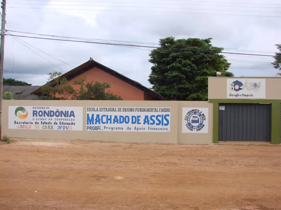 Escola Machado de Assis