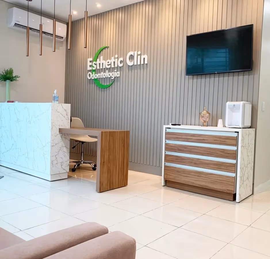 Esthetic Clin