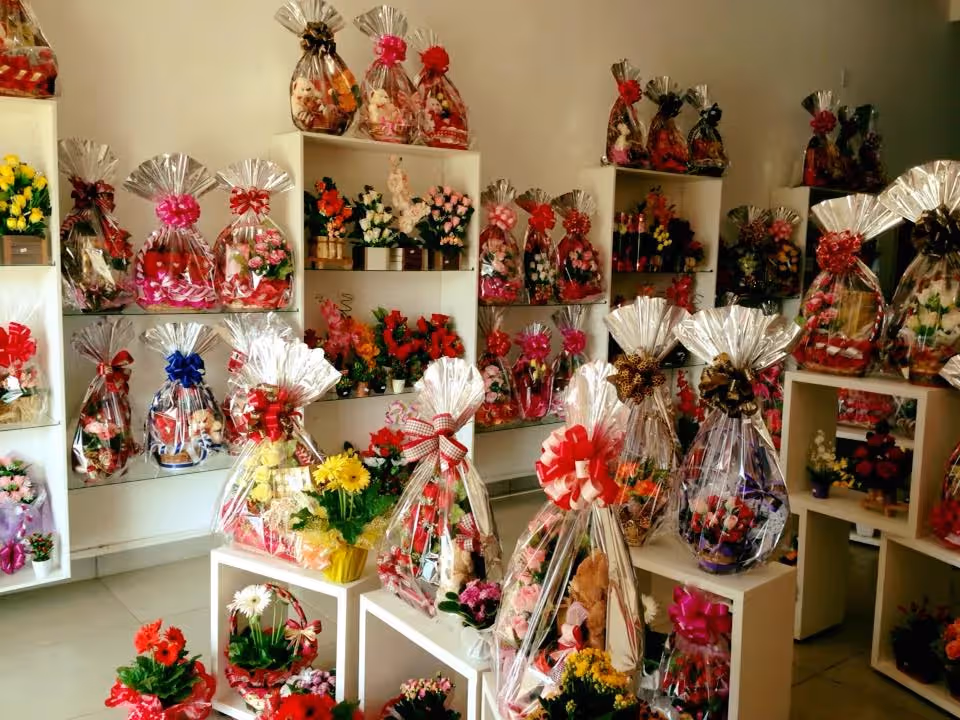 FLORICULTURA E TELEMENSAGEM DOCE PAIXÃO