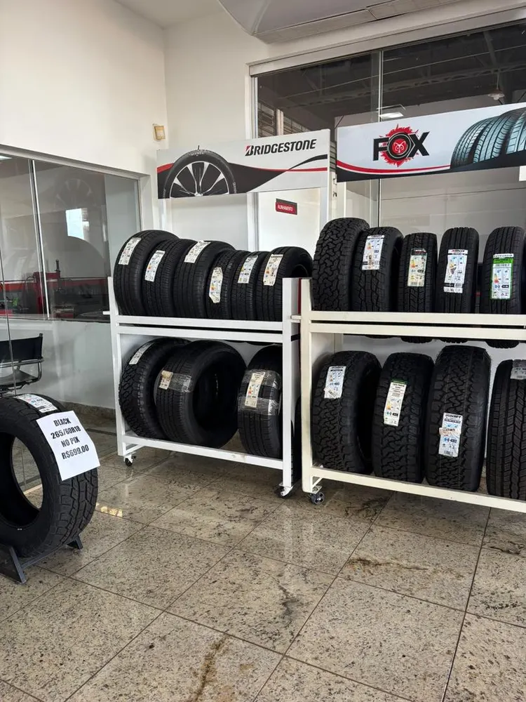 Fox Pneus - Centro Automotivo e Troca de Óleo — foto 1