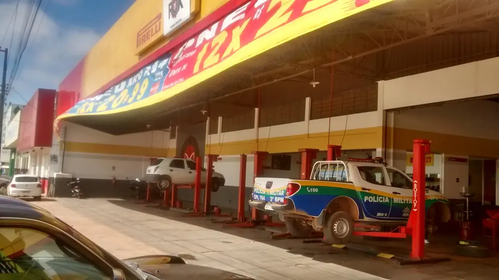 Fox Pneus - Centro Automotivo e Troca de Óleo — foto 2
