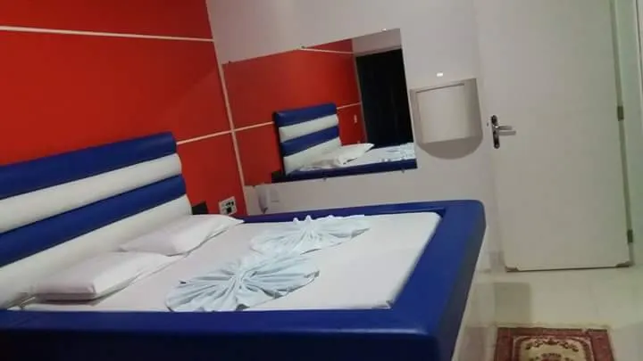 Glamour motel Zona Leste — foto 1