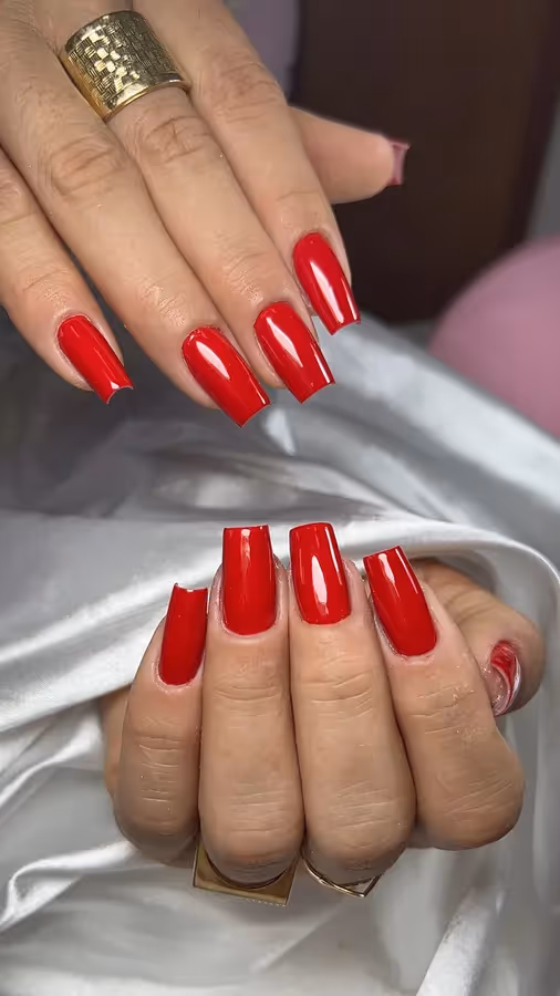Julianakalixtonails