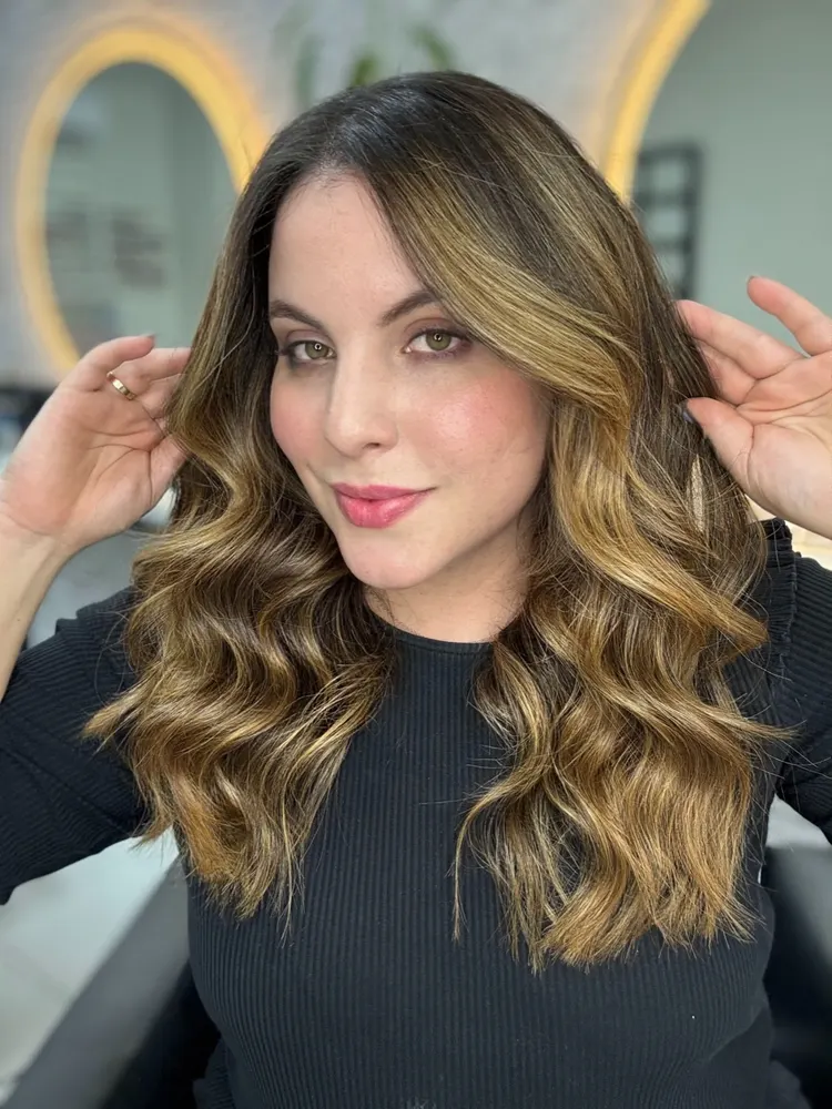 Laryssa Vaz - Cílios e Maquiagem — foto 5
