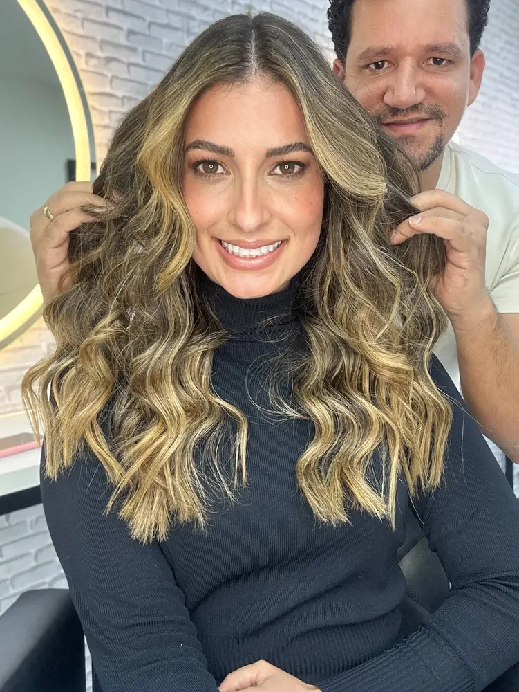 Laryssa Vaz - Cílios e Maquiagem — foto 6