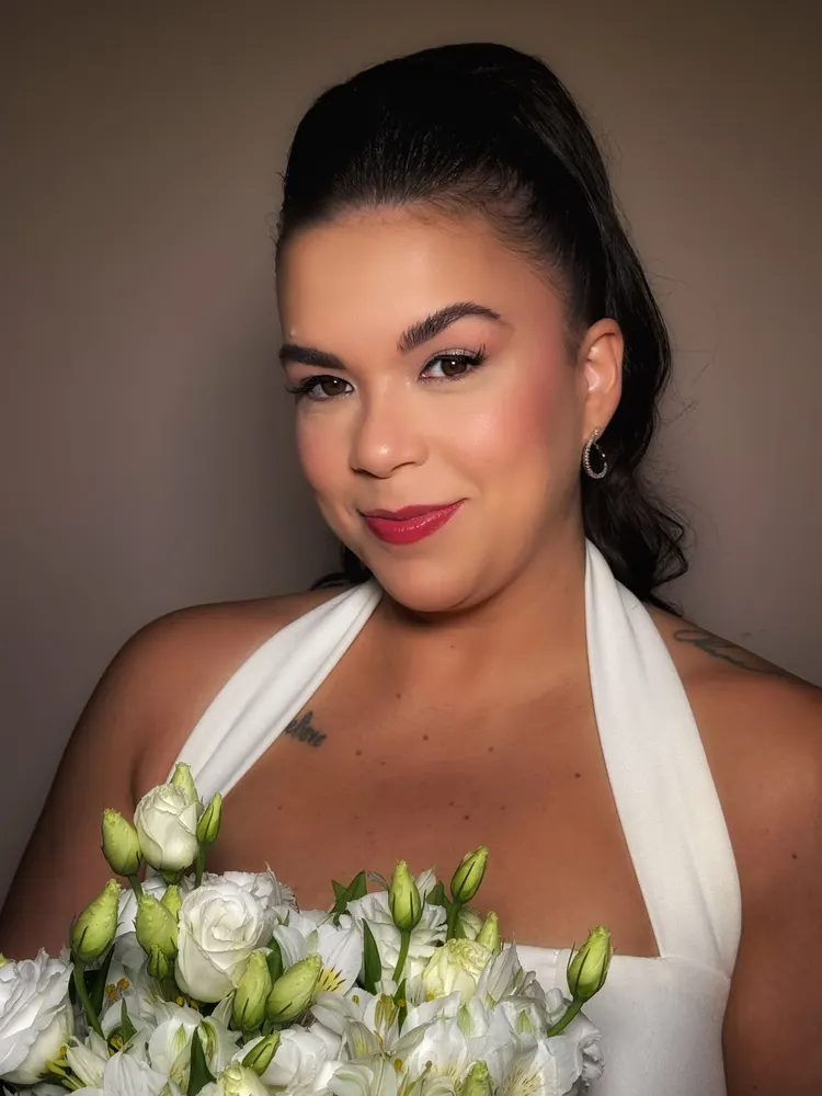 Maquiadora e Design de sobrancelha Vilhena - Charllene Santos — foto 1