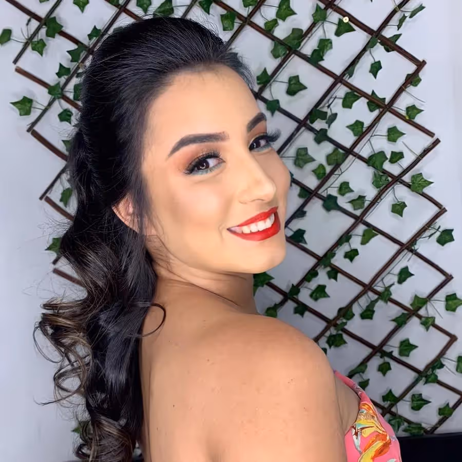 Maquiadora Vilhena Rayssa Ravagnani