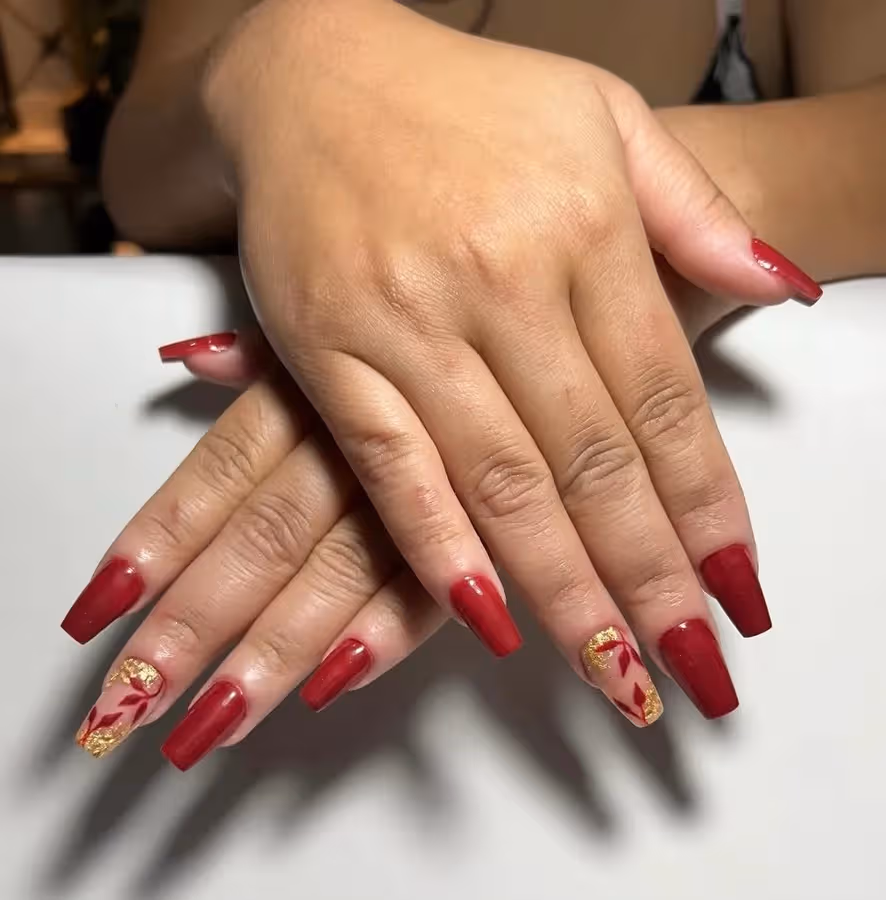 Nail Designer Lorena Kerber