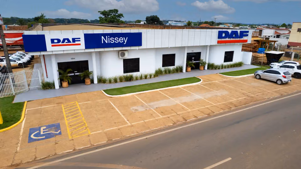 Nissey Caminhões