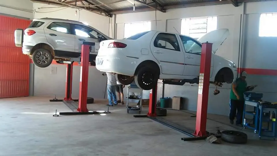 Oficina automotiva 4x4 — foto 1