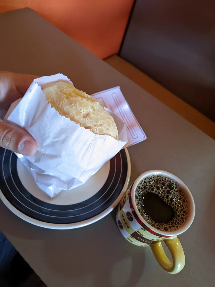 Pão De Queijo O Auténtico — foto 3
