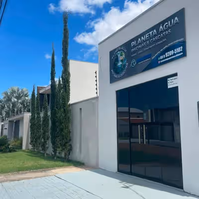 Planeta Água Piscinas & Cascatas