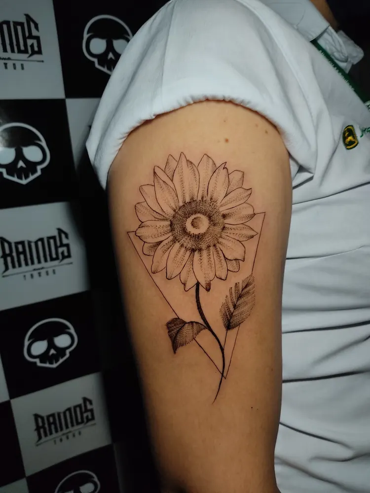 RAMOS TATTOO — foto 3