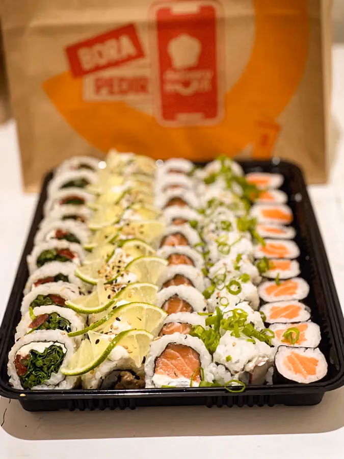 Raro oriental rodízio de sushi