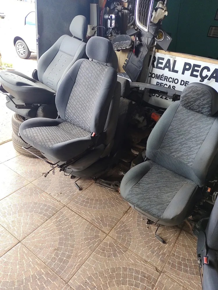 Real Comércio de Peças — foto 1
