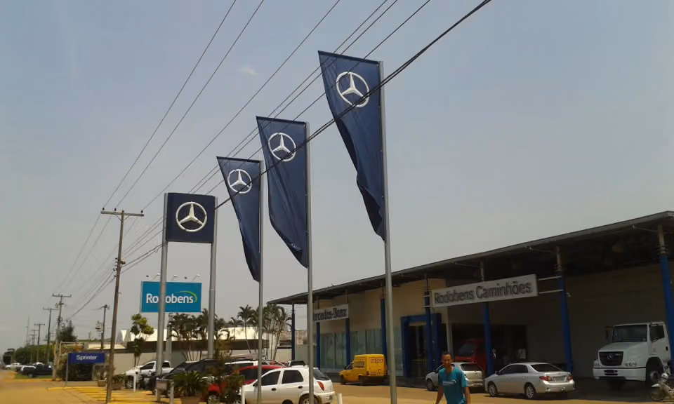Rodobens Mercedes-Benz Caminhões, Ônibus e Vans