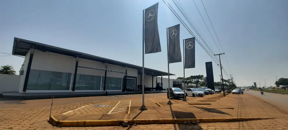 Rodobens Mercedes-Benz Caminhões, Ônibus e Vans — foto 2