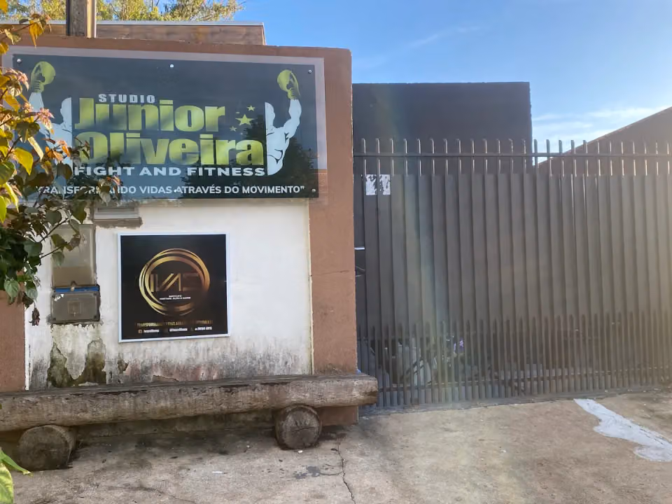 Studio Júnior Oliveira