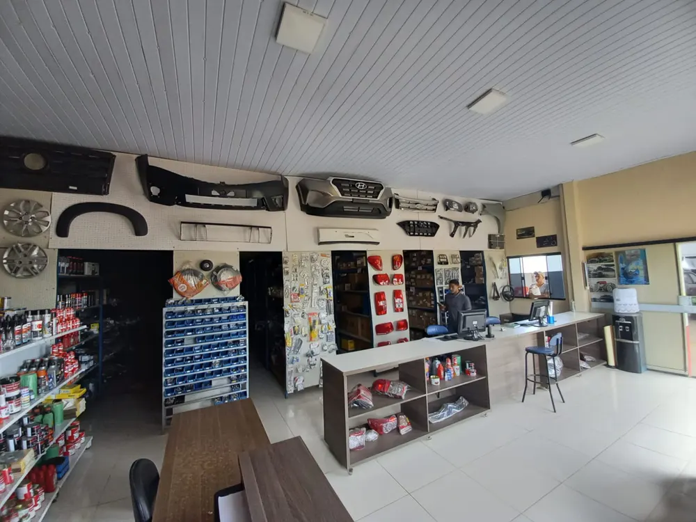 VIP CAR FUNILARIA,CENTRO AUTOMOTIVO E LOJA DE ACESSÓRIOS — foto 2